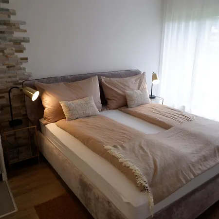 Апартаменти Aare 2 *